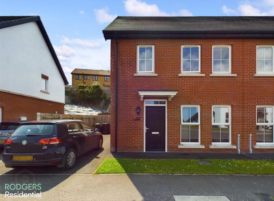 33 Orchard Hill Lane, Dundonald, Belfast, BT16 1AZ