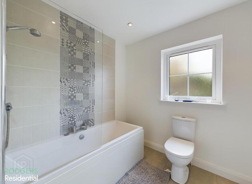 33 Orchard Hill Lane, Dundonald, Belfast, BT16 1AZ