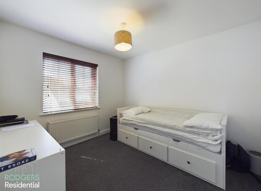 33 Orchard Hill Lane, Dundonald, Belfast, BT16 1AZ