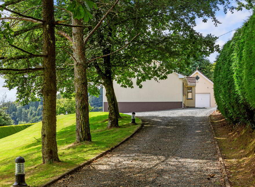 Glenwood Lodge, Garnagowlan, Woodenbridge, Y14V263