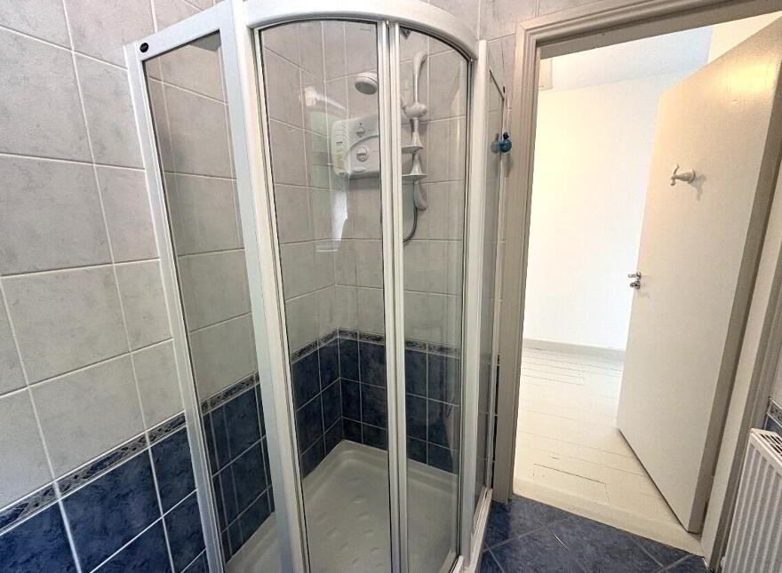 Glenwood Lodge, Garnagowlan, Woodenbridge, Y14V263