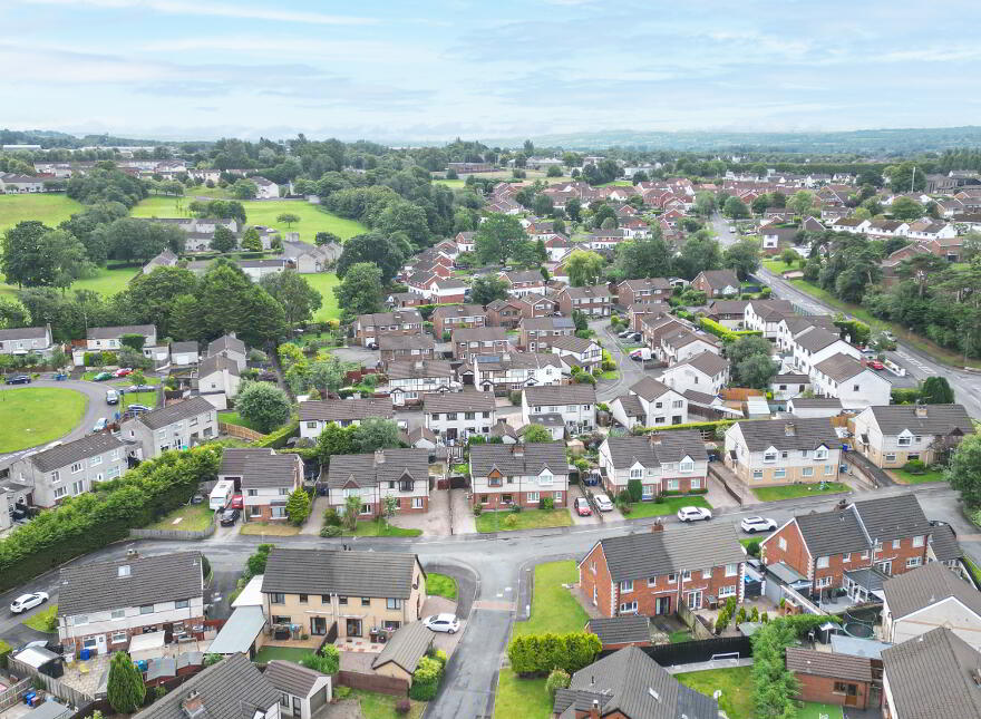 42 Oakdale Manor, Antrim, BT41 1QA