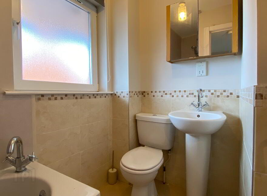 3 Kingsway Court, Dunmurry, BT17 9SE