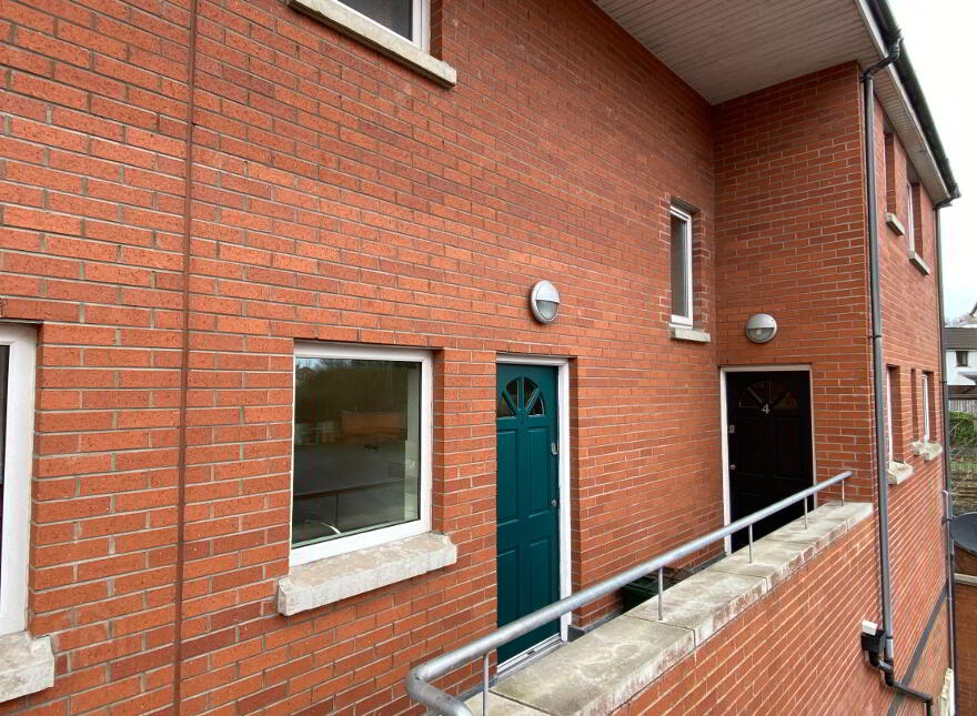 3 Kingsway Court, Dunmurry, BT17 9SE