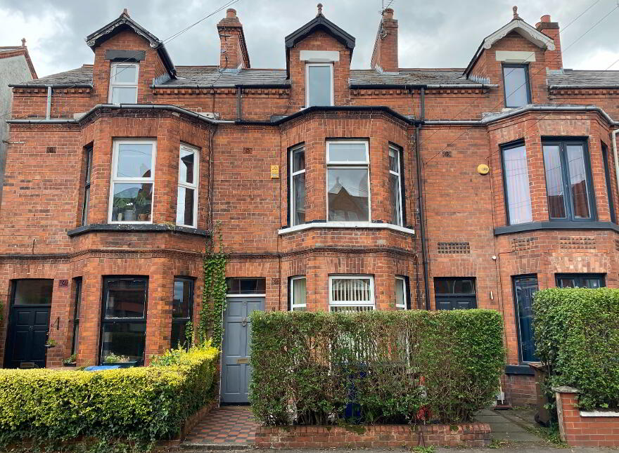 35 Oakland Avenue, Belfast, BT4 3BW photo
