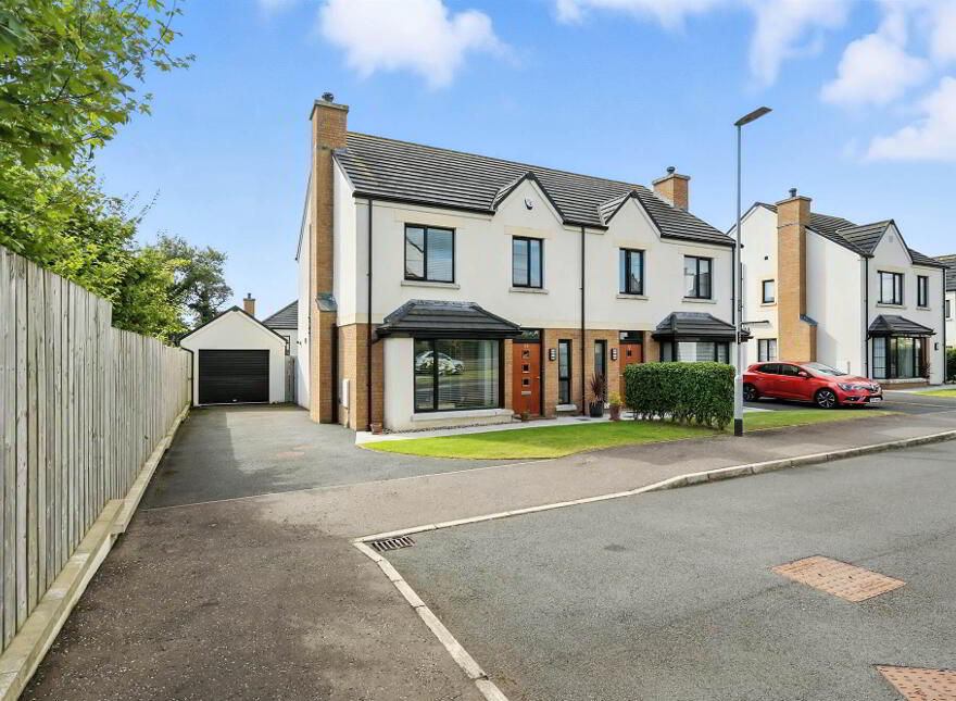 29 Chantry Gardens, Greenisland, Carrickfergus, BT38 8GE