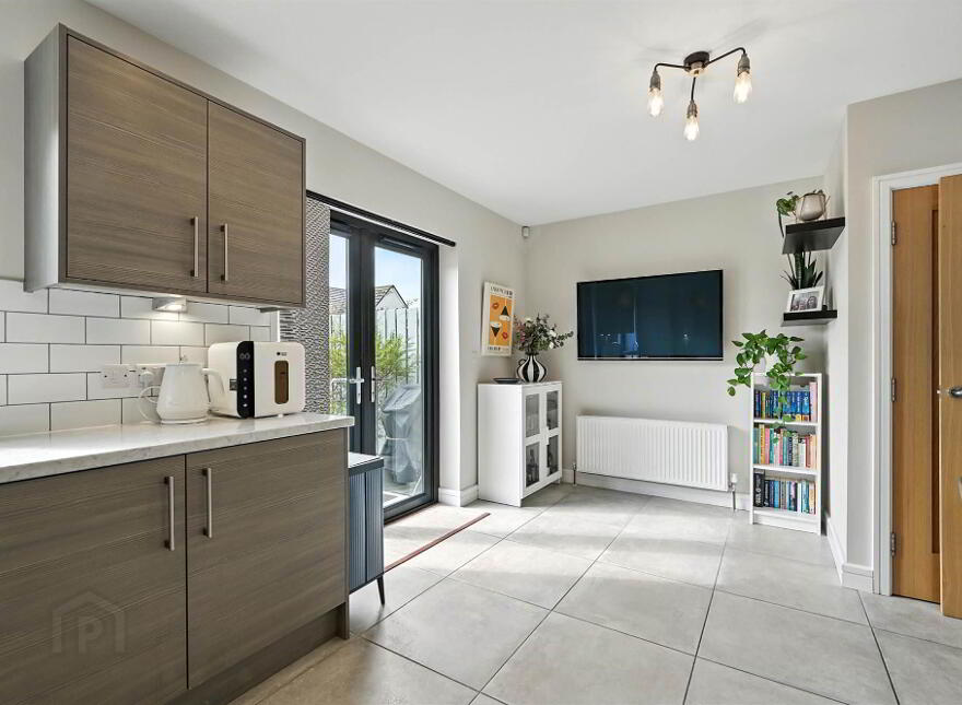 29 Chantry Gardens, Greenisland, Carrickfergus, BT38 8GE
