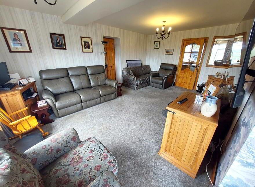 37 Lisnaharney Road, Omagh, BT79 7UF
