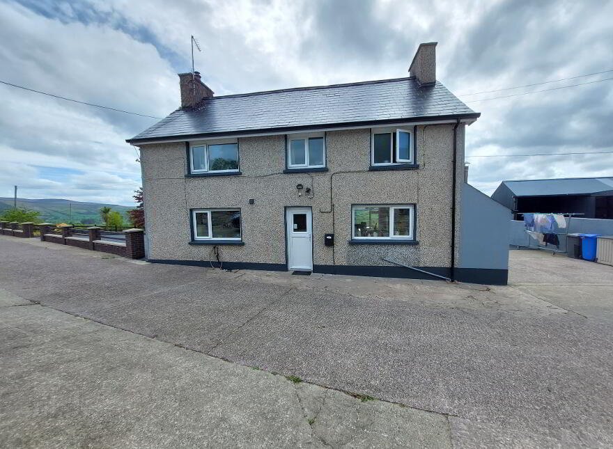 37 Lisnaharney Road, Omagh, BT79 7UF