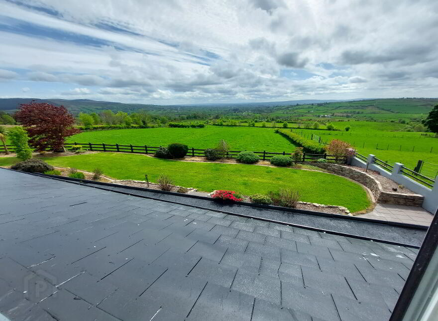 37 Lisnaharney Road, Omagh, BT79 7UF