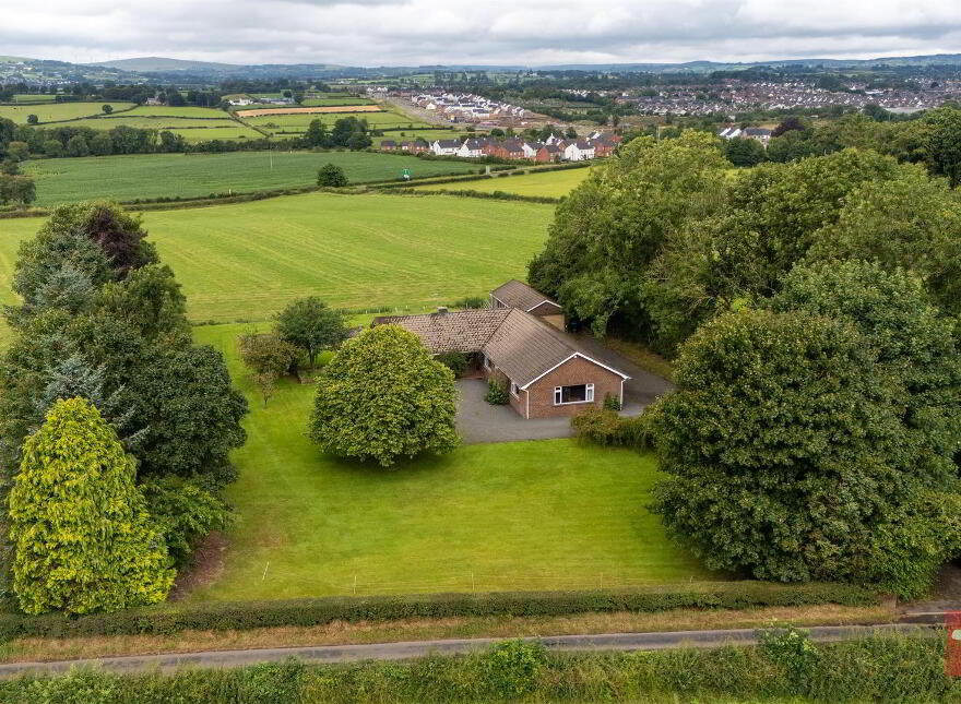 10 Lower Size Hill, Ballyclare, BT39 9RP photo