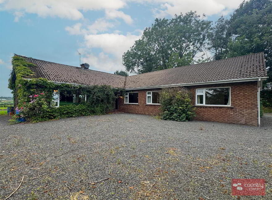 10 Lower Size Hill, Ballyclare, BT39 9RP