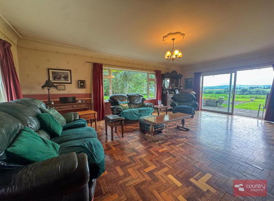 10 Lower Size Hill, Ballyclare, BT39 9RP