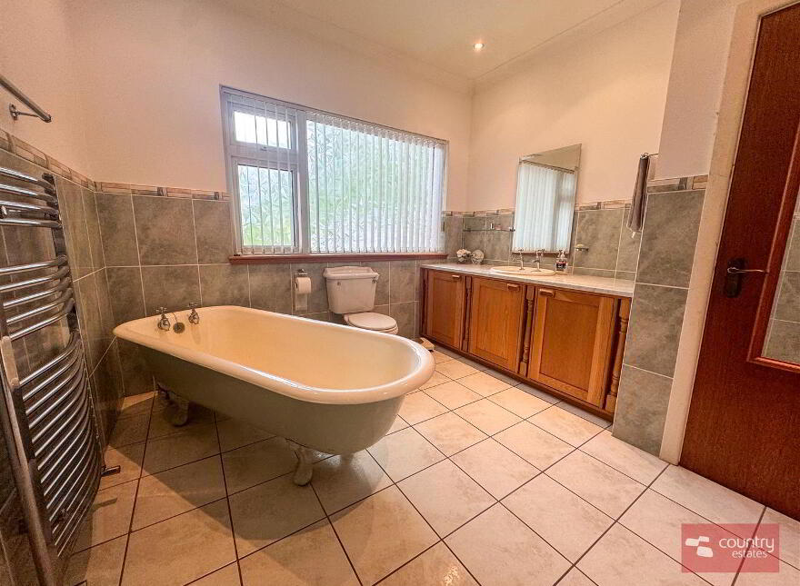 10 Lower Size Hill, Ballyclare, BT39 9RP