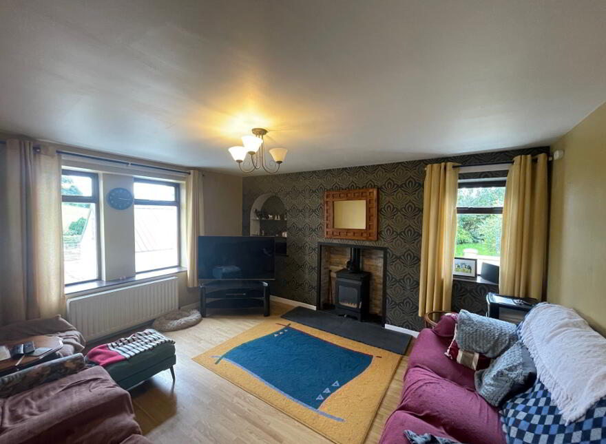 47 Ballylone Road, Ballynahinch, BT24 8XU