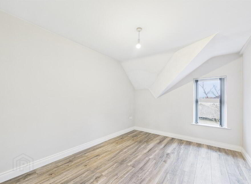 Apt 6, 12 Deramore Park, Belfast, BT9 5JT