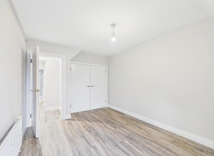 Apt 6, 12 Deramore Park, Belfast, BT9 5JT