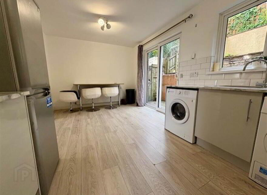 3 Lisnasharragh Terrace, Belfast, BT6 9SU