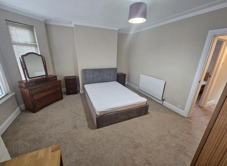 44 Central Avenue, Bangor, BT20 3AW