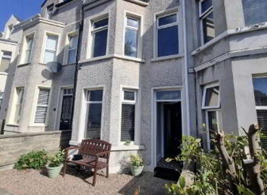 44 Central Avenue, Bangor, BT20 3AW