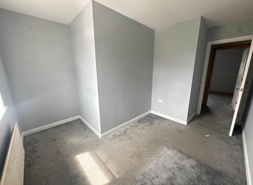 47 Lindara Park, Larne, BT40 2GD