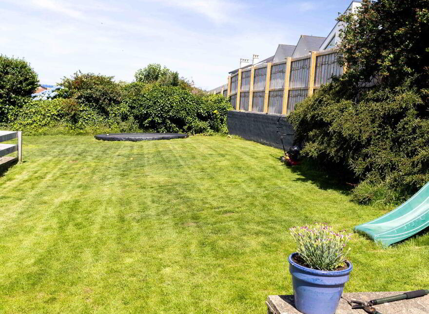 11 Strandview Drive, Portstewart, BT55 7LN