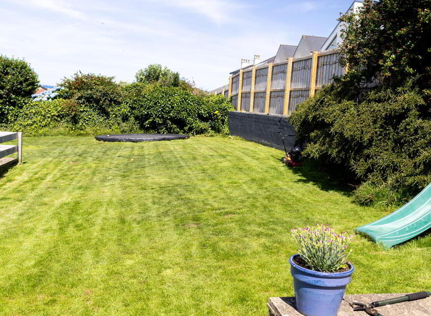 11 Strandview Drive, Portstewart, BT55 7LN