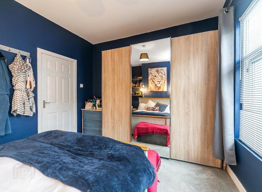 24 Queen Victoria Street, Belfast, BT5 5BG