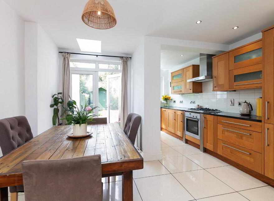 1 Gilnahirk Road, Belfast, BT5 7DA