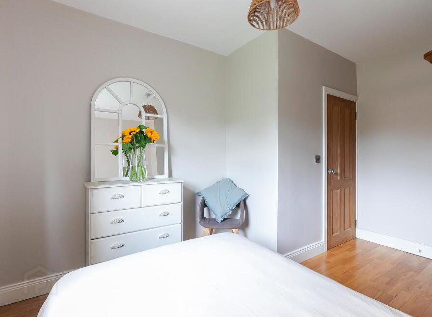 1 Gilnahirk Road, Belfast, BT5 7DA