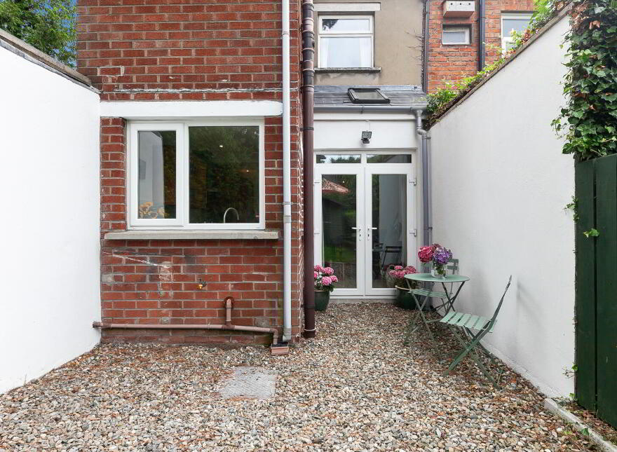 1 Gilnahirk Road, Belfast, BT5 7DA
