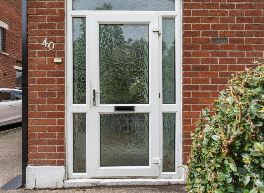 40 Rochester Road, Belfast, BT6 9LJ