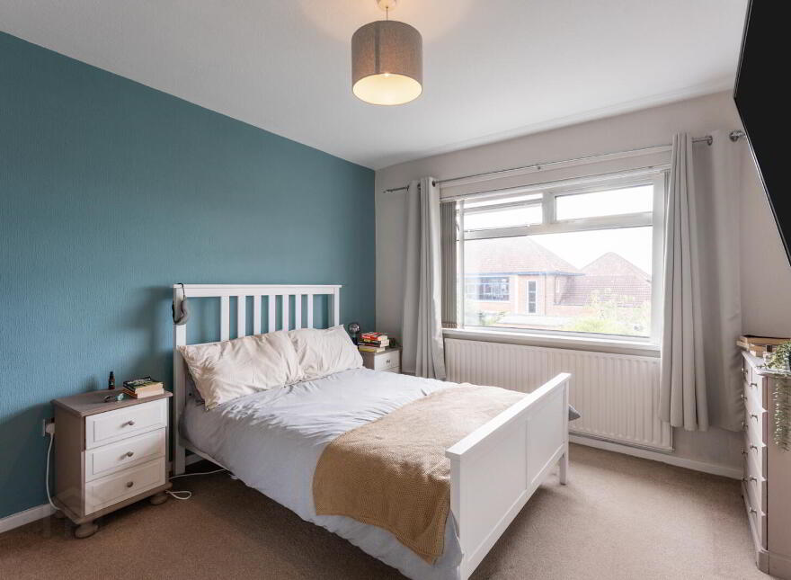 40 Rochester Road, Belfast, BT6 9LJ