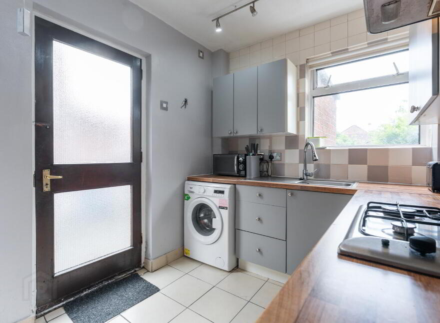 40 Rochester Road, Belfast, BT6 9LJ