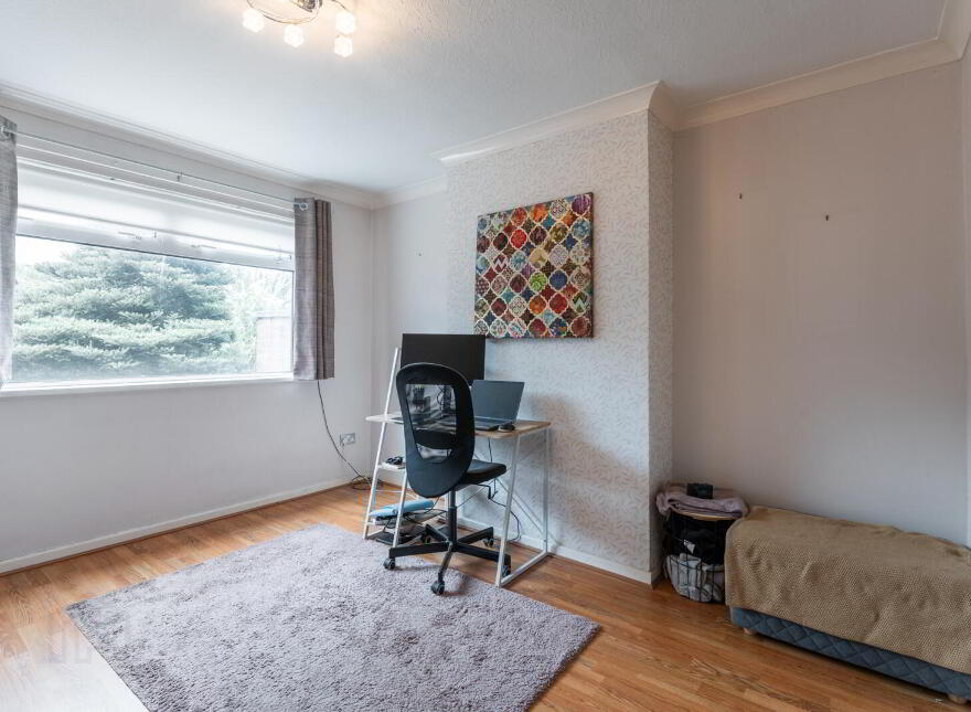 40 Rochester Road, Belfast, BT6 9LJ