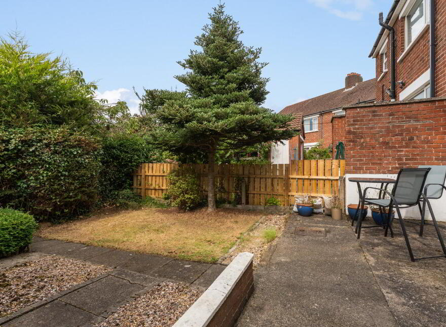 40 Rochester Road, Belfast, BT6 9LJ