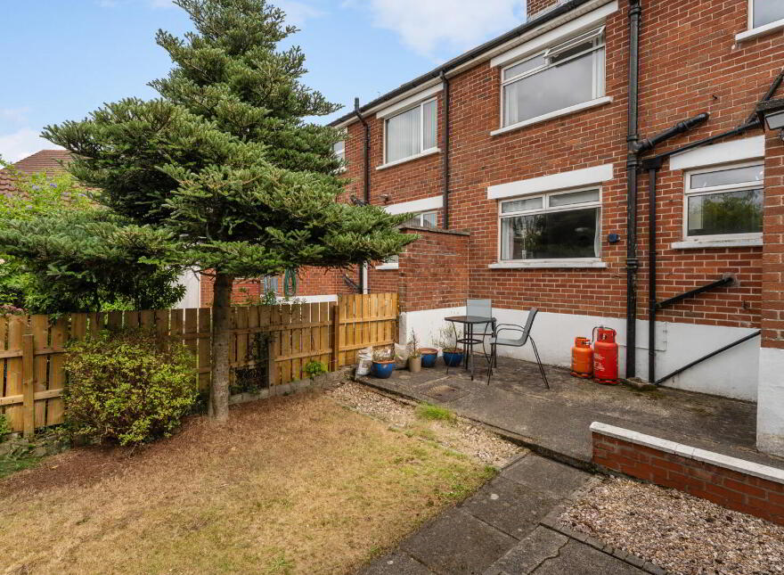 40 Rochester Road, Belfast, BT6 9LJ