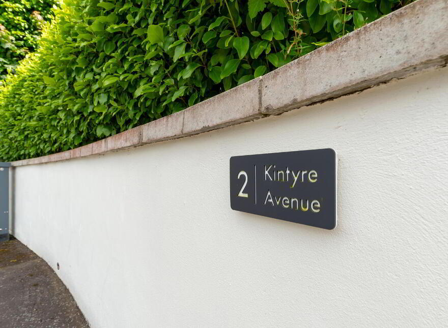 2 Kintyre Avenue, Holywood, BT18 0LY