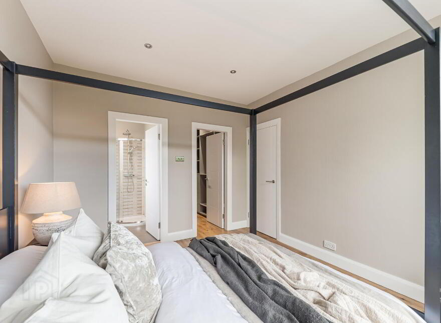 2 Kintyre Avenue, Holywood, BT18 0LY