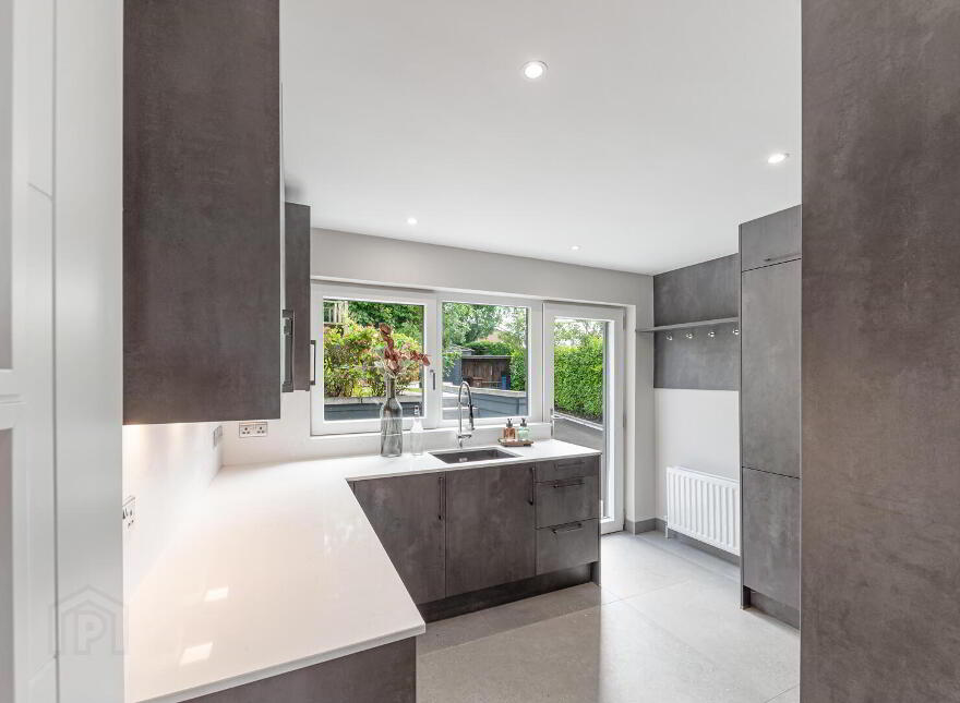 2 Kintyre Avenue, Holywood, BT18 0LY