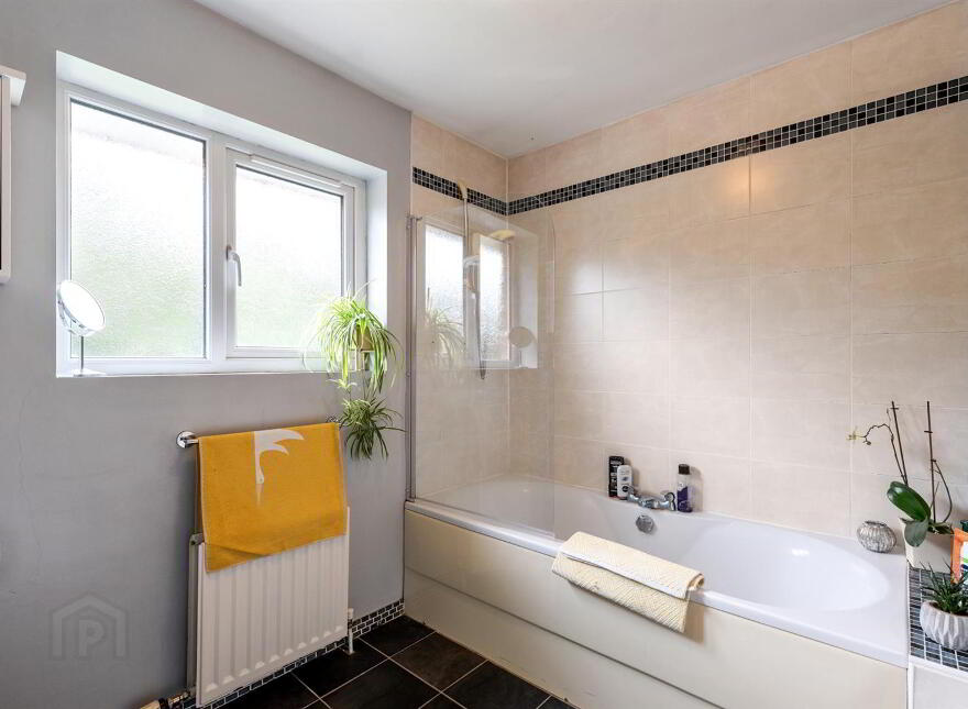 10 Demesne Drive, Ballywalter, BT22 2UJ