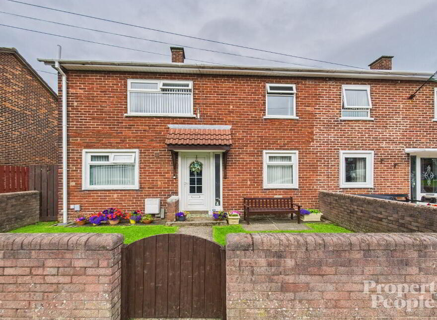 21 Highfield Drive, Belfast, BT13 3RL photo