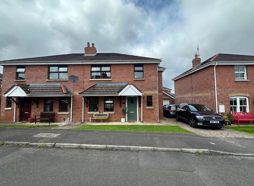 2 Barnfield Cottages, Derryaghy, Lisburn, BT28 3TN photo