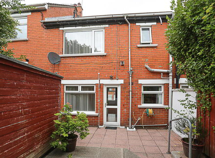 63 Silverstream Crescent, Bangor, BT20 3NE