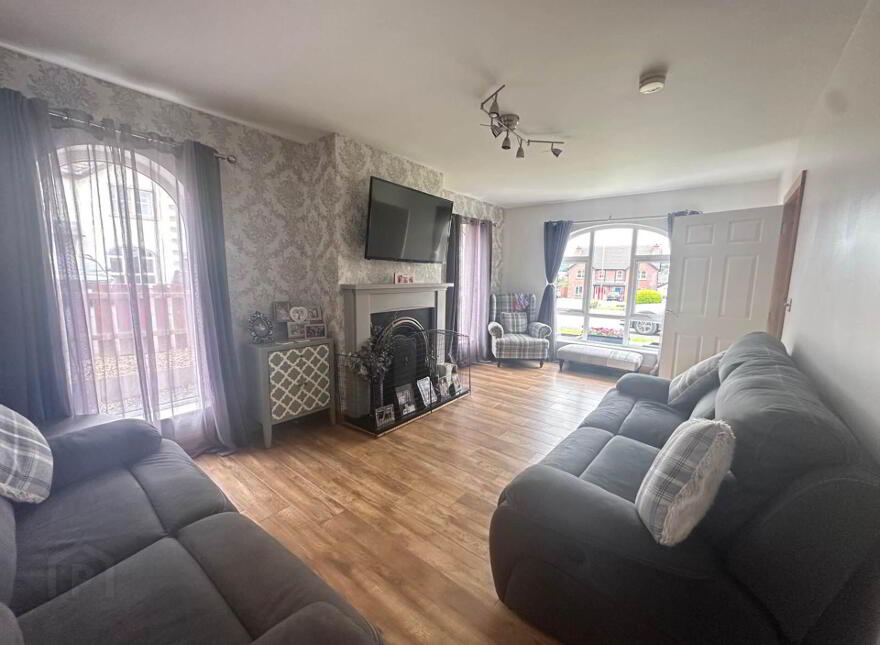 30 Porter Green Avenue, Larne, BT40 2UJ