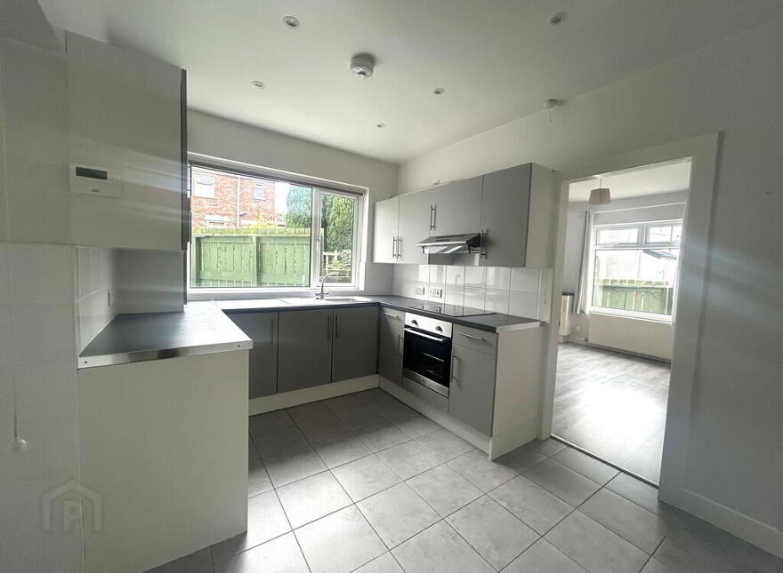 30 Dunraven Crescent, Belfast, BT5 5LE