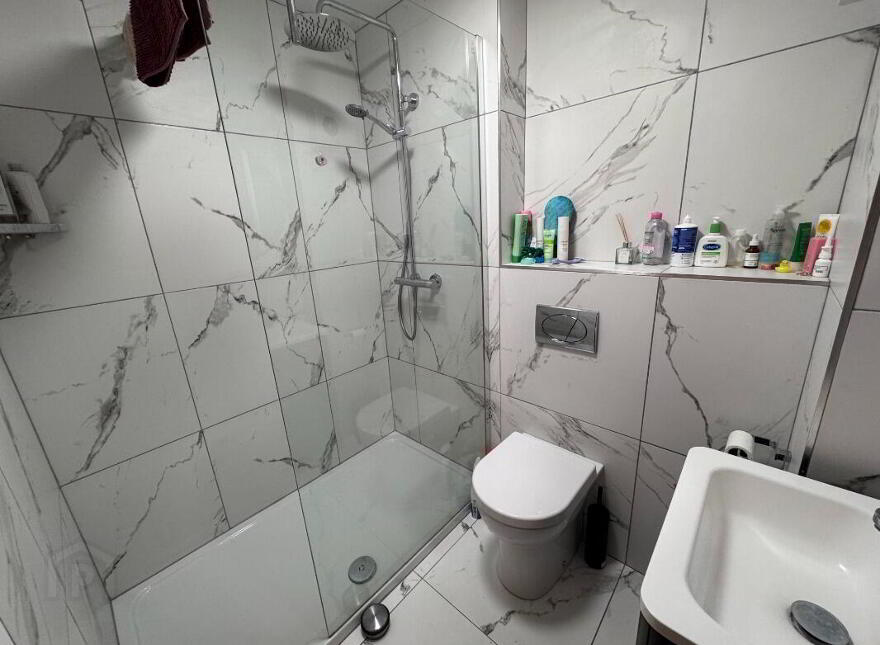 Apt 5c, Stranmillis Court, Belfast, BT9 5EU