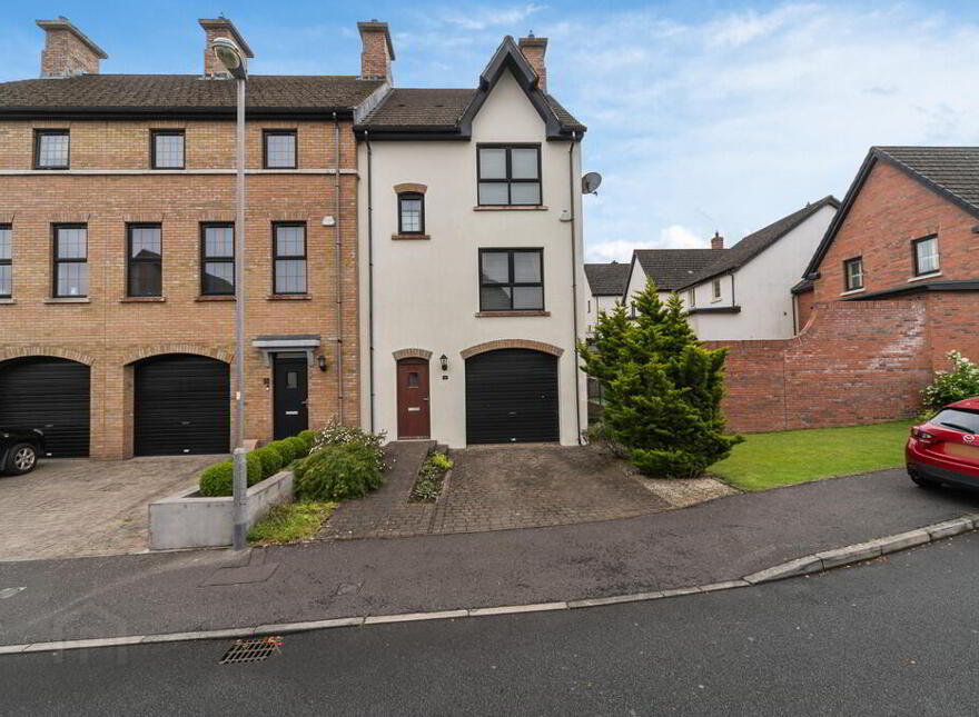 6 Bracken Hill Avenue, Ballymaconaghy Road, Belfast, BT8 6ZS photo