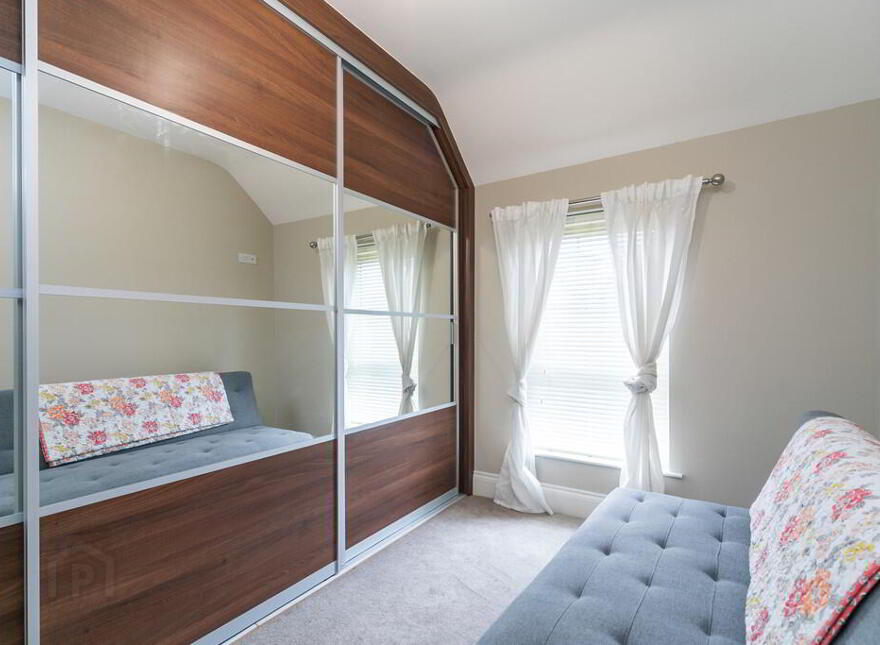 6 Bracken Hill Avenue, Ballymaconaghy Road, Belfast, BT8 6ZS