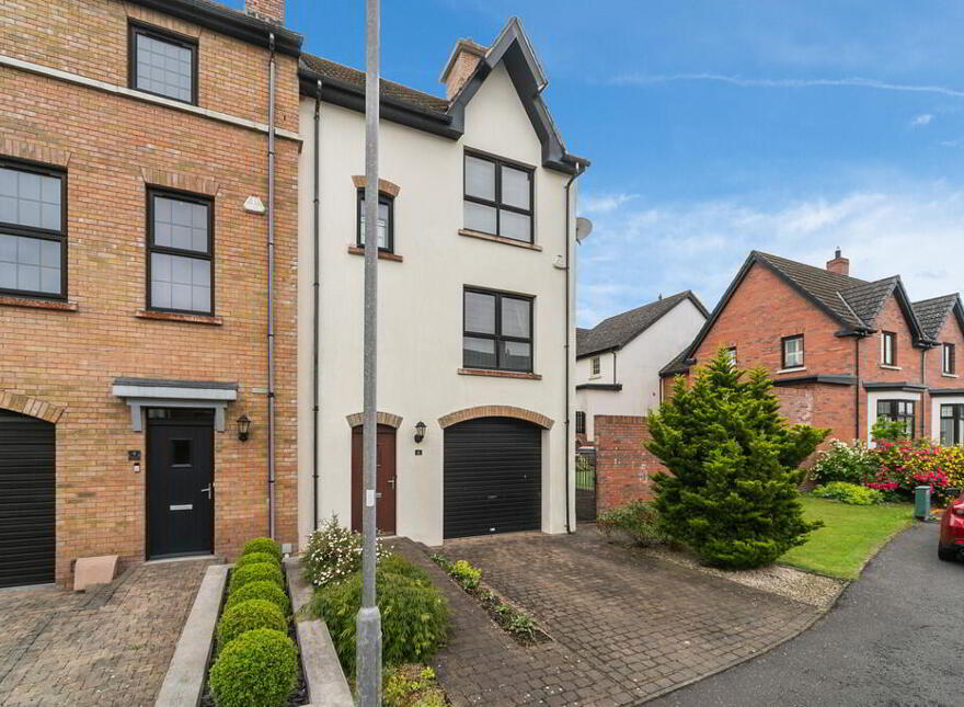 6 Bracken Hill Avenue, Ballymaconaghy Road, Belfast, BT8 6ZS